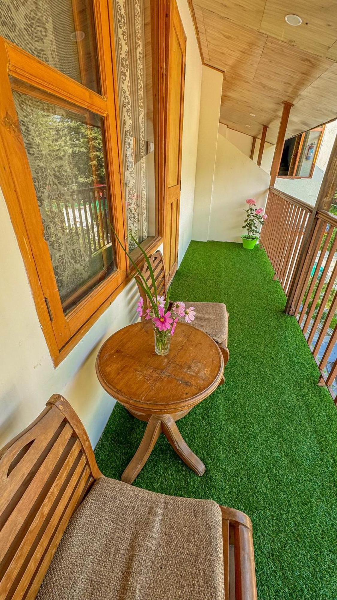 Sparsh Resort 마날리 외부 사진